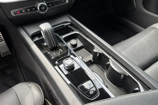 Volvo S60 B5 B AWD R-Design