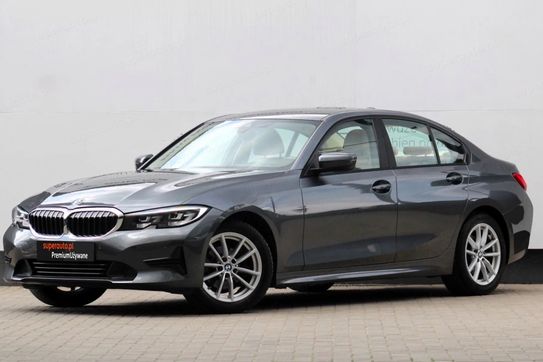 BMW Seria 3 318d Advantage aut