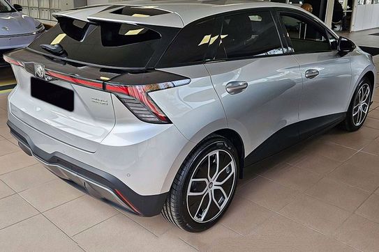 MG 4 64kWh Luxury