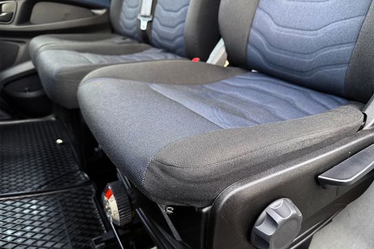 Iveco Daily 35S18 L4H3 Hi-Matic