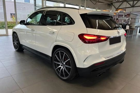 Mercedes GLA AMG 35 4-Matic
