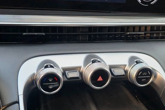 Omoda 9 1.5 Super Hybrid Exclusive AWD