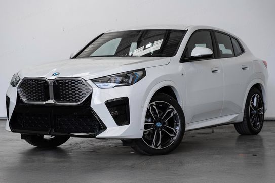 BMW iX2 xDrive30 M Sport