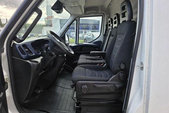 Iveco Daily 35S18A8 L4H2 HI-MATIC