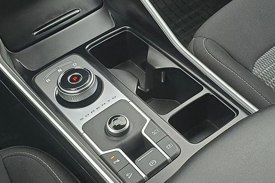 Kia Sorento 1.6 T-GDI HEV M aut 7os.