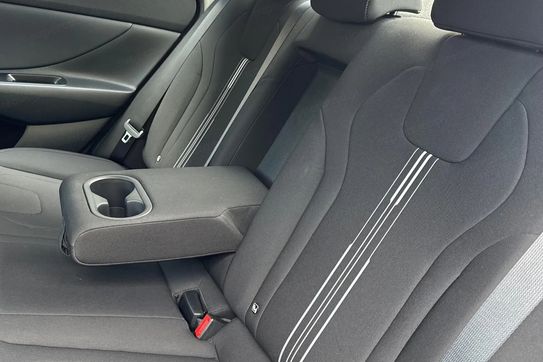 Hyundai Elantra 1.6 Smart