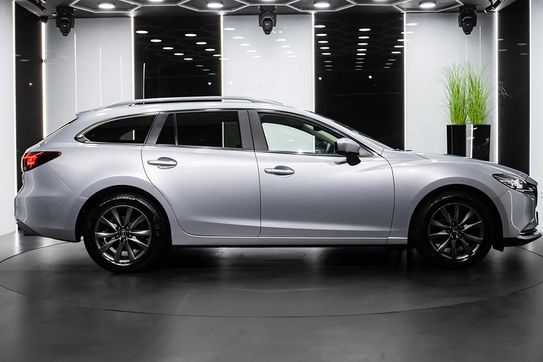 Mazda 6 2.0 Center-Line