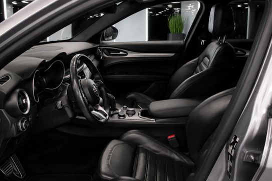 Alfa Romeo Stelvio 2.0 Turbo Veloce Q4 aut