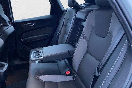 Volvo XC60 B5 B AWD Plus Dark