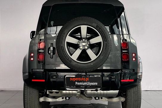 Land Rover Defender 90 D250 X-Dynamic SE