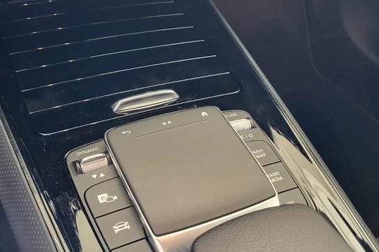 Mercedes GLB 200 4-Matic Style 8G-DCT