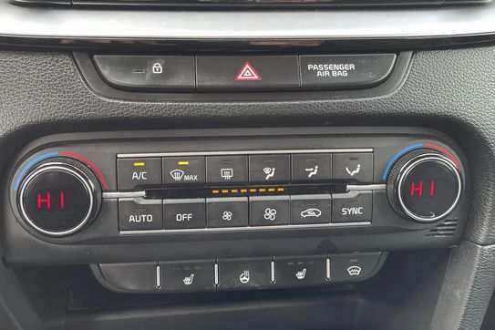 Kia Ceed 1.5 T-GDI L Business Line Plus