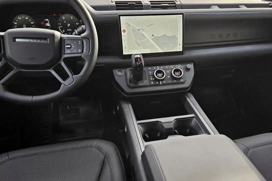 Land Rover Defender 110 3.0 D250 X-Dynamic SE