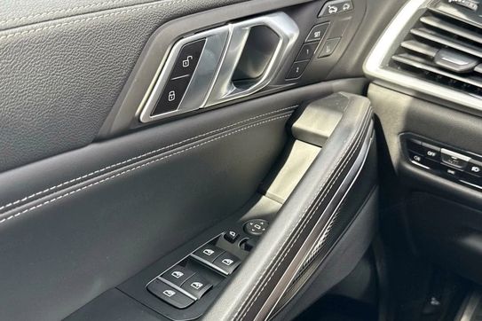 BMW X6 xDrive40d mHEV