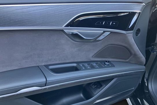 Audi A8 60 TFSI e Quattro Tiptr.
