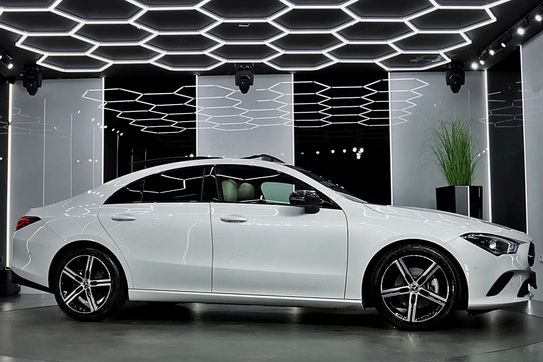 Mercedes CLA 180 d Progressive
