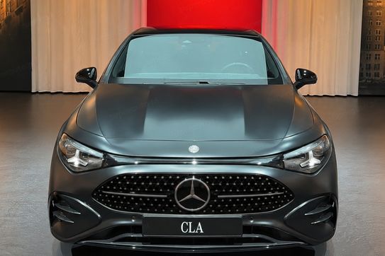 Mercedes CLA 200 AMG Line