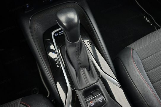 Toyota Corolla 1.8 Hybrid Selection