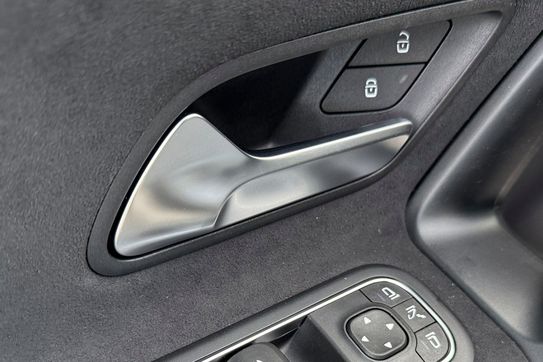 Mercedes CLA 200 AMG Line