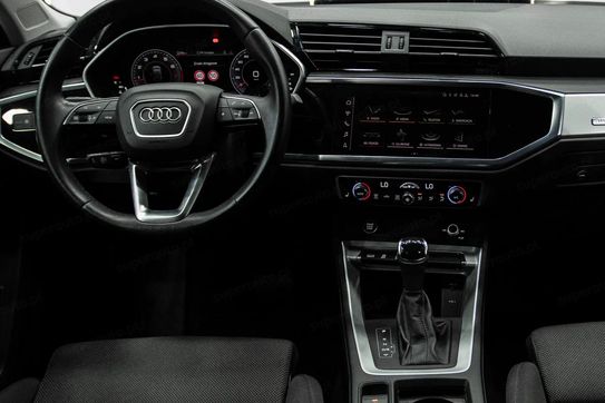 Audi Q3 35 TFSI mHEV S-Line S tronic