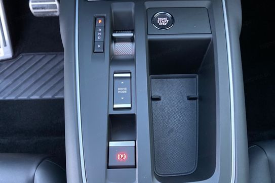 Citroen C5 Aircross Shine 1.6 Hybrid e-EAT8