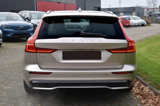 Volvo V60 B4 Plus Dark