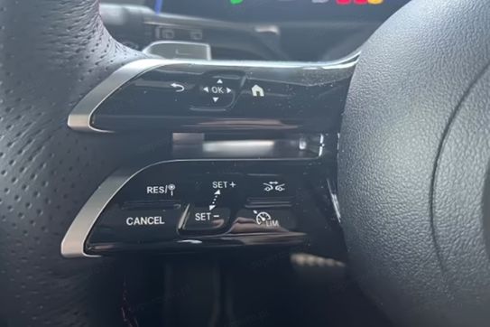 Mercedes GLB 200 AMG Line