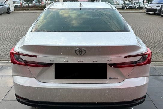 Toyota Camry Executive 2.5 Hybrid Dynamic Force