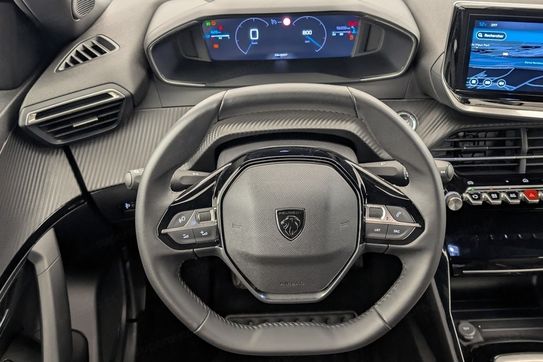 Peugeot 2008 ALLURE 1.2 PureTech