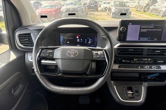 Toyota Proace Verso L2H1 D4-D Long Family