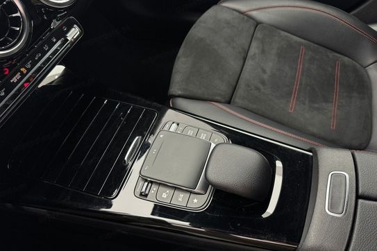 Mercedes Klasa A 250 e AMG Line