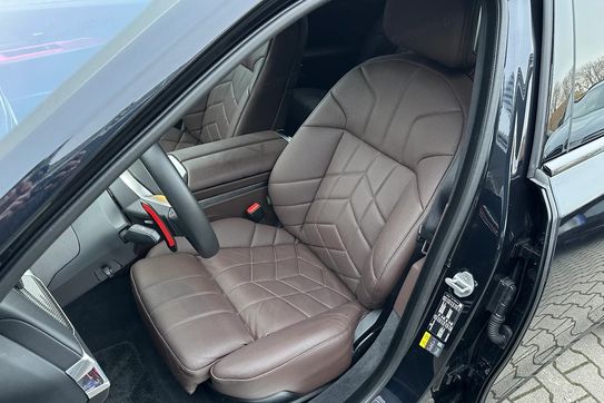 BMW Seria 7 M760e xDrive