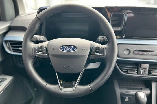Ford Tourneo Courier Active A7