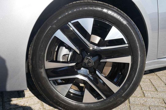 Peugeot 208 Allure 1.2 PureTech