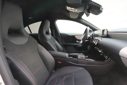 Mercedes CLA 250 e AMG Line