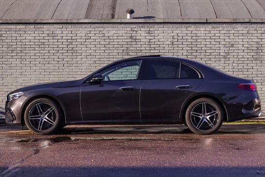 Mercedes Klasa E 300 e 4-Matic AMG