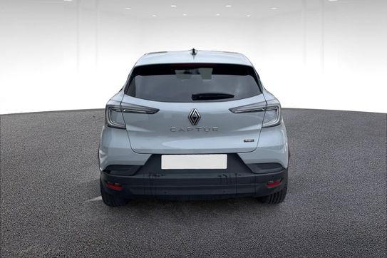 Renault Captur Techno 1.6 E-Tech Hybrid AT