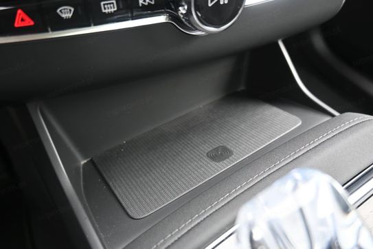 Volvo XC90 T8 AWD Plug-In Hybrid Ultra Dark 7os