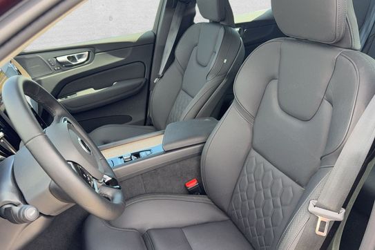 Volvo XC60 B5 B AWD Plus Bright aut