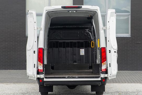 Iveco Daily 35S16 L4H2 Maxi