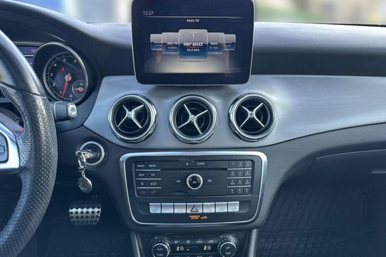 Mercedes GLA 200 7G-DCT AMG Line