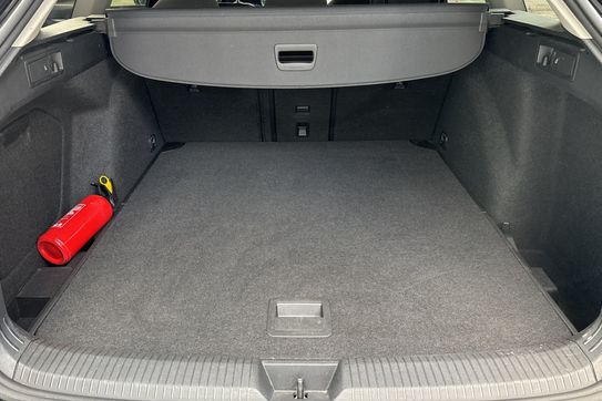 Volkswagen Golf Life 1.5 eTSI  DSG