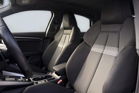 Audi A3 35 TFSI mHEV S tronic