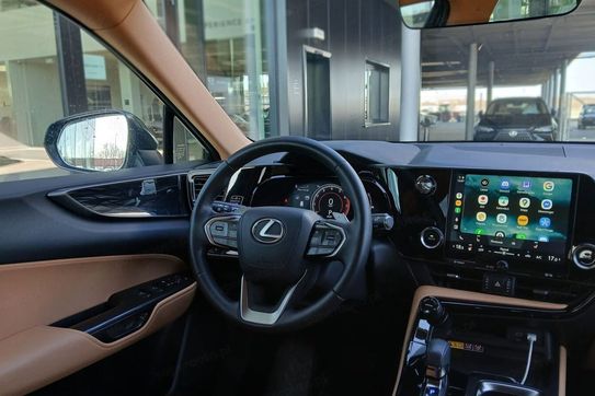 Lexus NX 450h+ Prestige AWD