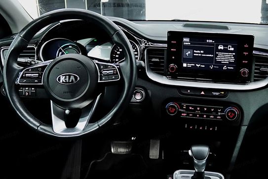 Kia XCeed 1.6 GDI PHEV L Business Line DCT