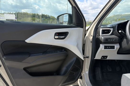 Suzuki Swift Dualjet SHVS Premium Plus