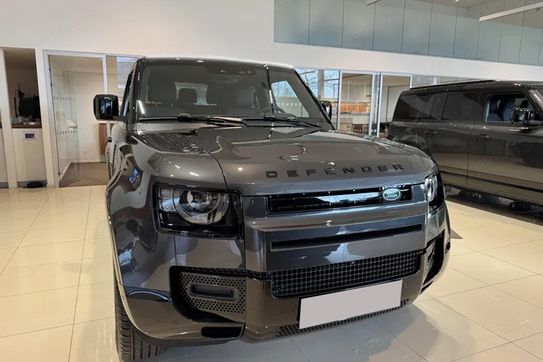 Land Rover Defender 90 D250 X-Dynamic SE