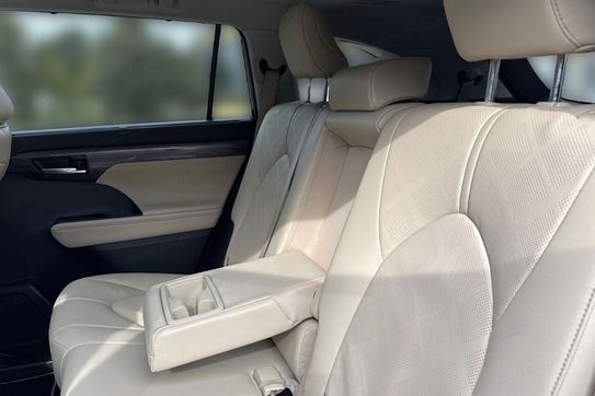 Toyota Highlander 2.5 Hybrid Executive