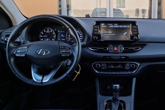 Hyundai i30 1.0 t-Gdi Smart Dct
