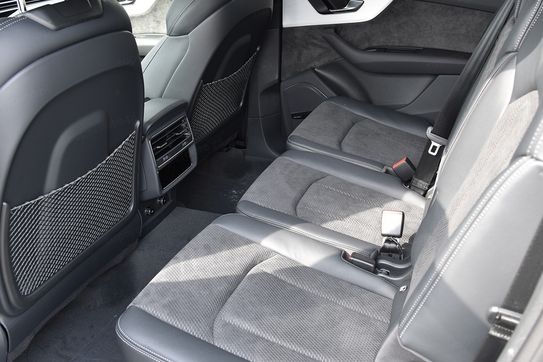 Audi Q7 TDI quattro S Line